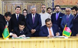 سه سند همکاری میان افغانستان و ترکمنستان امضا شد