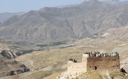 در حمله‌ی طالبان بیش از ده نیروی امنیتی در ولایت غور کشته و زخمی شدند