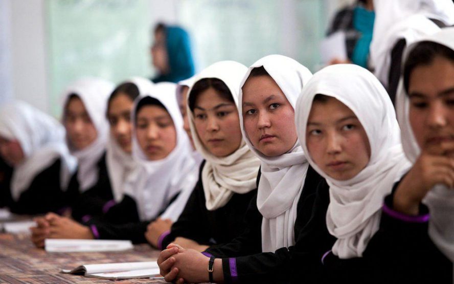 وزارت معارف: استفاده از دانش‌آموزان در کارزارهای انتخاباتی ممنوع است