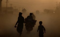 کودکان قربانیان بی‌دفاع آلودگی هوا