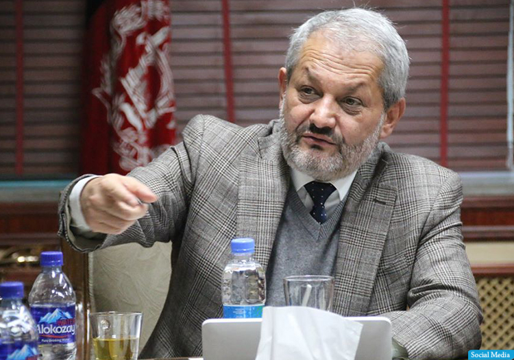 وزیر صحت: برای جلوگیری از ویروس کرونا نظارت بر مرزهای‌های غربی شدت یابد