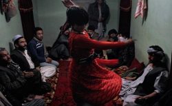 سفارت امریکا در کابل: دولت افغانستان برای پایان‌دادن به فرهنگ «بچه‌بازی» بیش‌تر تلاش کند