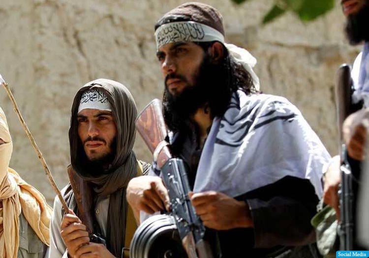 طالبان: با داعش می‌جنگیم