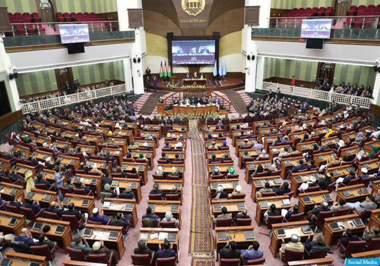 سال دوم دور هفدهم تقنینی شورای ملی توسط رییس‌جمهور غنی افتتاح شد