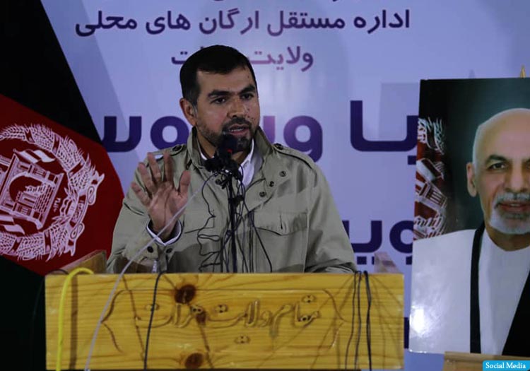 والی هرات: کندن قبر در دشت‌ها جریان دارد اما مردم هنوز هم کرونا را جدی نمی‌گیرند