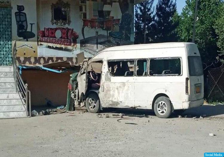 کمیسیون حقوق بشر: عاملان حمله بر موتر حامل کارمندان تلویزیون خورشید شناسایی شوند