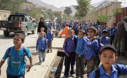 مکتب‌های افغانستان به گونه‌ی کامل بازگشایی شد