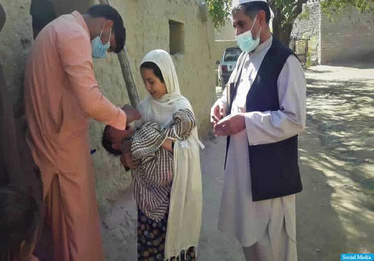 طالبانو په کندهار کې د ۱۳۰ زره ماشومانو د واکسین مخه نیولې
