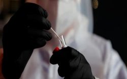 نخستین فرد مبتلا به گونه‌ی جدید ویروس کرونا در فرانسه شناسایی شد