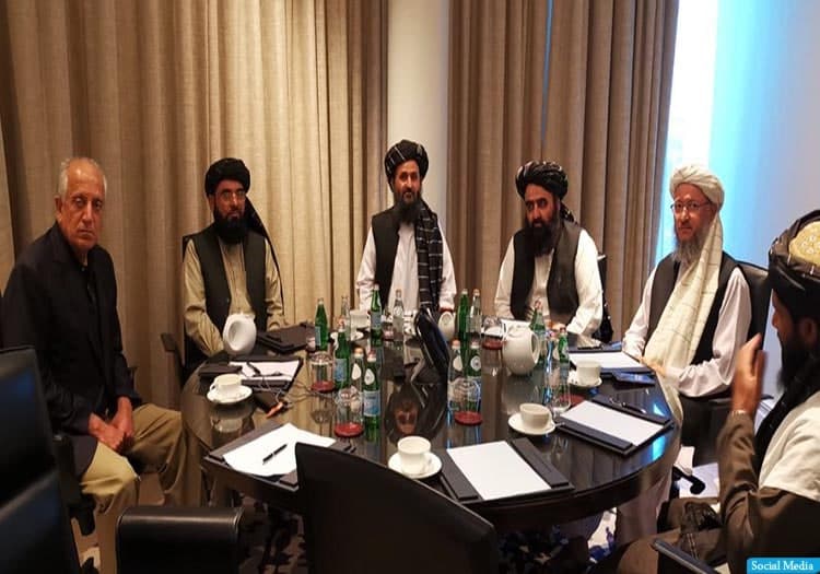 دیدار خلیل‌زاد با ملابرادر در مورد گفت‌وگوهای صلح افغانستان