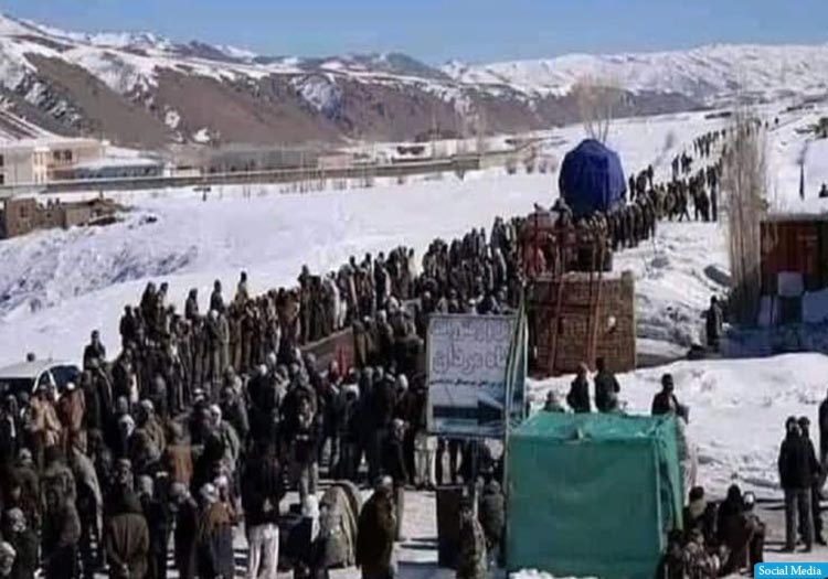 هیئت حکومتی برای بررسی رویداد اخیر به ولسوالی بهسود میدان‌وردک رفت