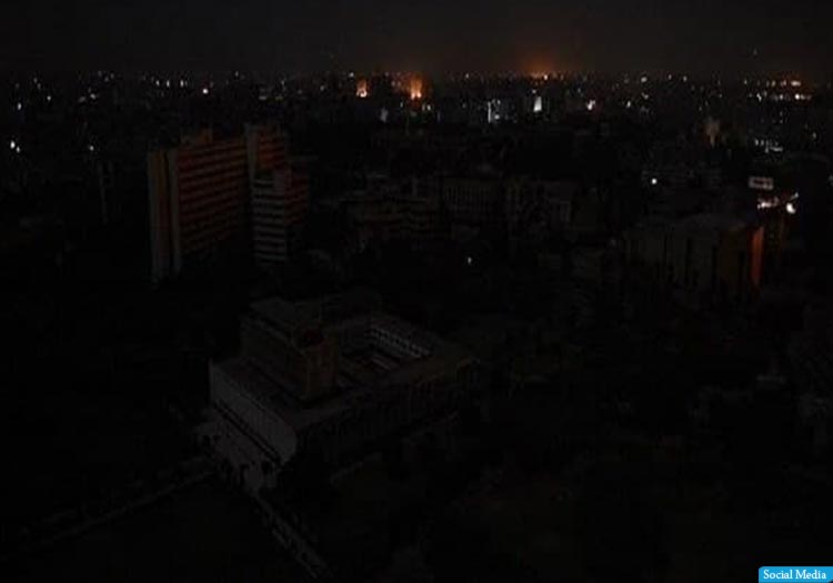 برق در سراسر پاکستان قطع شد