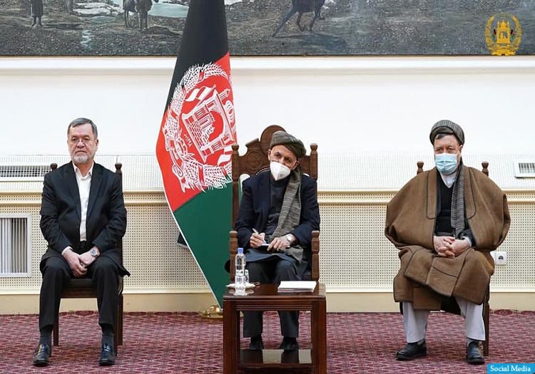 غنی: انقطاع جمهوریت سنگین تمام می‌شود