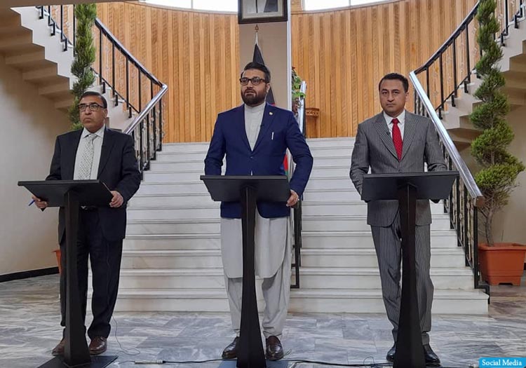 حمدالله محب: طالبان صلح نه، بلکه قدرت مطلق می‌خواهند