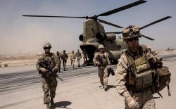 دولت امریکا حفظ سربازانش در افغانستان را بررسی می‌کند