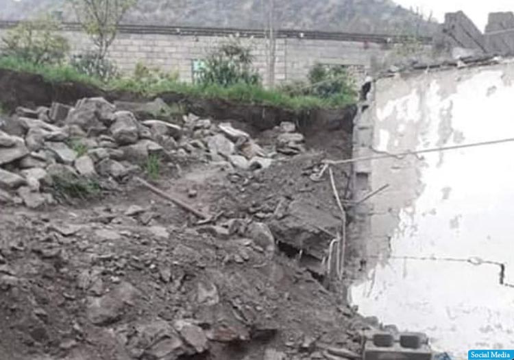 بارندگی شدید در سرپل و خوست، 10 کشته و 3 زخمی به جا گذاشت