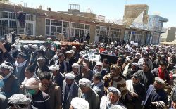 اعتراض به تیرباران چهار غیرنظامی از سوی طالبان در غور: عاملان شناسایی و مجازات شوند