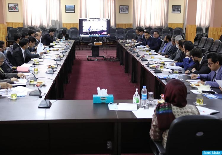 د ملکي خدمتونو نیژدې ۵۲ زره کارکوونکو د وړتیا لوړونې برنامه پیلیږي
