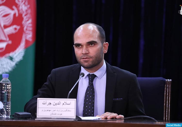 برای 75 هزار خانواده‌ی مهاجر افغانستانی در پاکستان، پول و مواد غذایی کمک شد