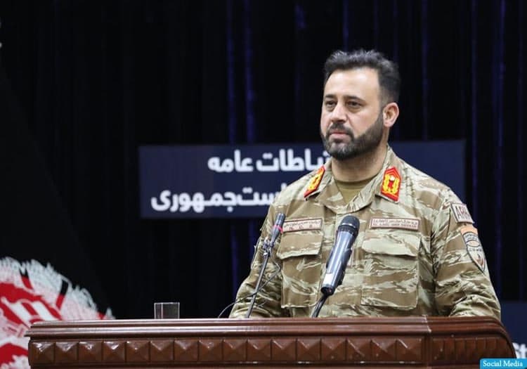 شینواری: به نیروهای مردمی پس از شامل‌شدن در ارتش محلی، سلاح داده می‌شود