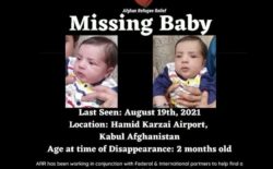 کودک خردسالی که در میدان هوایی کابل به سرباز امریکایی تسلیم داده شد، تا هنوز ناپدید است