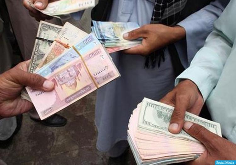 بهای یک دالر امریکایی در بازارهای معاملاتی افغانستان به 125 افغانی رسید