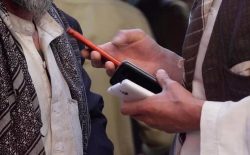 وزارت امر به معروف طالبان: هیچ فردی حق ندارد تلفن همراه کسی را جست‌و‌جو کند