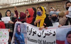 طالبان برای پراکنده‌کردن تجمع اعتراضی زنان در کابل از گاز اشک‌آور استفاده کردند
