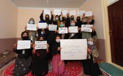 دختران معترض در کابل: ما را به جرم «هزاره‌بودن» از دانشگاه کشیدند